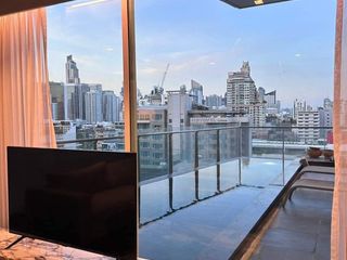 For rent 3 Beds condo in Khlong Toei, Bangkok