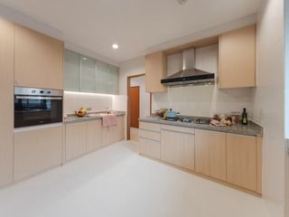 Wohnung zur Miete mit 4 Zimmer in Khlong Toei, Bangkok