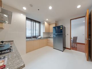Wohnung zur Miete mit 4 Zimmer in Khlong Toei, Bangkok