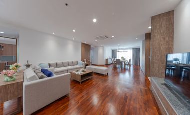 For rent 4 bedrooms condo in Khlong Toei, Bangkok