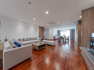 Wohnung zur Miete mit 4 Zimmer in Khlong Toei, Bangkok