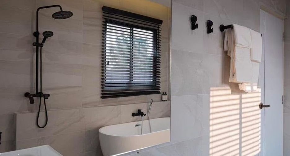 Haus zur Miete mit 4 Zimmer in Saraphi, Chiang Mai