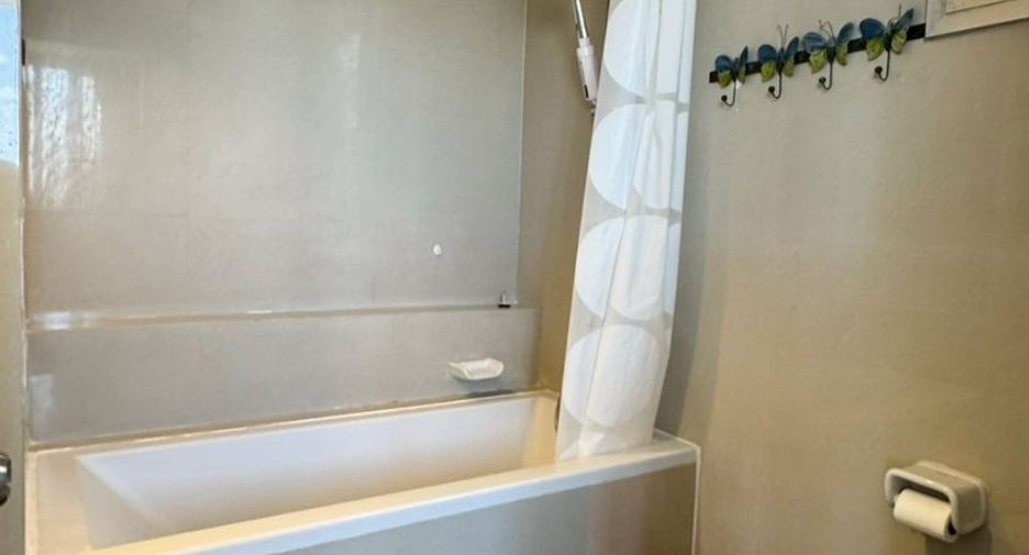 For rent and for sale 2 bedrooms condo in Watthana, Bangkok