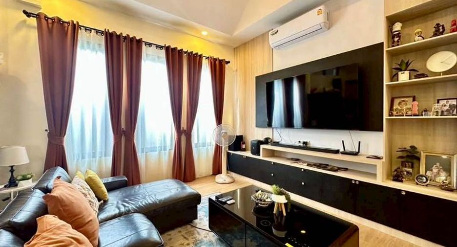 For sale 3 bedrooms villa in Bang Lamung, Chonburi
