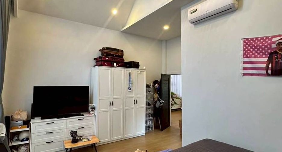 For sale 3 bedrooms villa in Bang Lamung, Chonburi