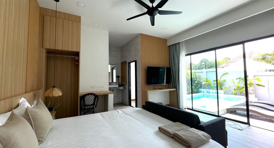 For sale 12 bedrooms retail Space in Mueang Krabi, Krabi