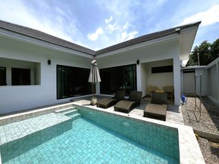 For sale 12 Beds retail Space in Mueang Krabi, Krabi