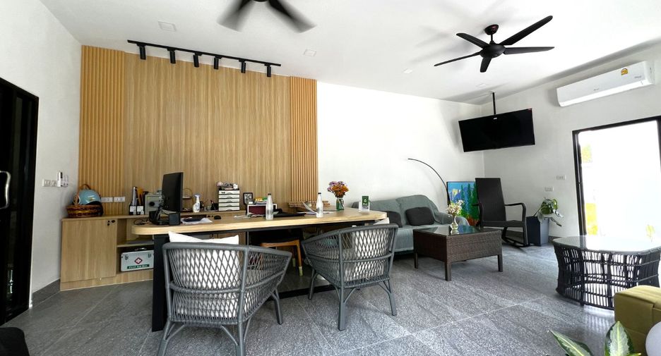 For sale 12 bedrooms retail Space in Mueang Krabi, Krabi