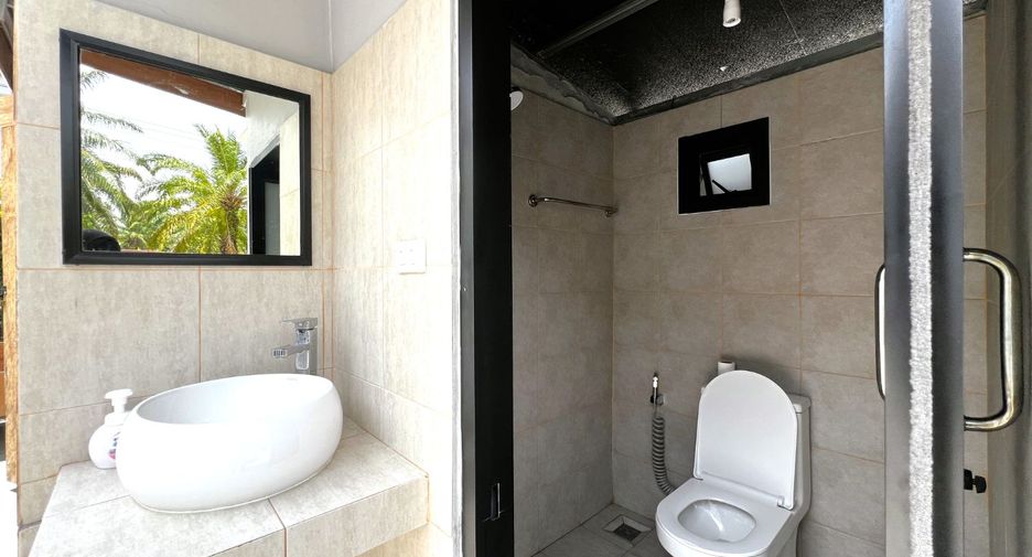 For sale 12 bedrooms retail Space in Mueang Krabi, Krabi