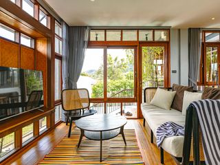 For sale 6 Beds villa in Mueang Krabi, Krabi