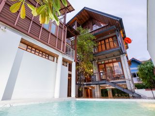 For sale 6 Beds villa in Mueang Krabi, Krabi