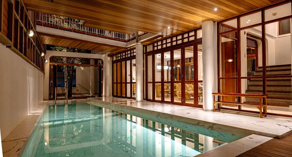 For sale 6 bedrooms villa in Mueang Krabi, Krabi