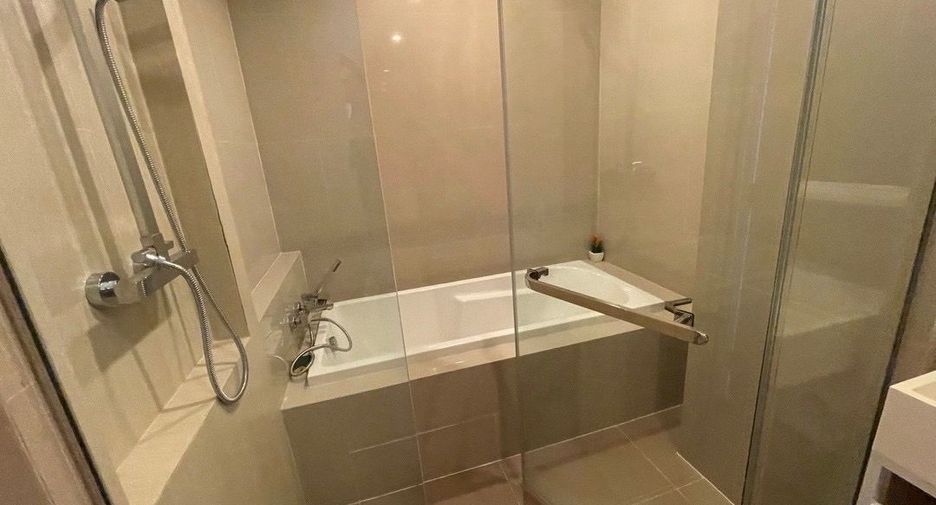 For rent 2 bedrooms condo in Bang Lamung, Chonburi
