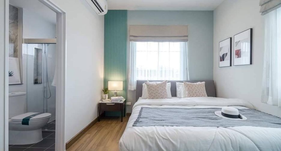 Casa adosada en venta de 4 habitaciones en Huay Yai, Pattaya