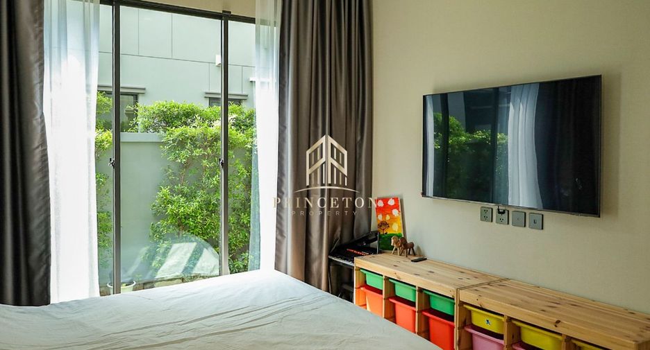 For rent and for sale 4 bedrooms house in Lat Krabang, Bangkok