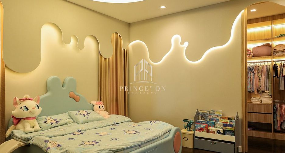 For rent and for sale 4 bedrooms house in Lat Krabang, Bangkok