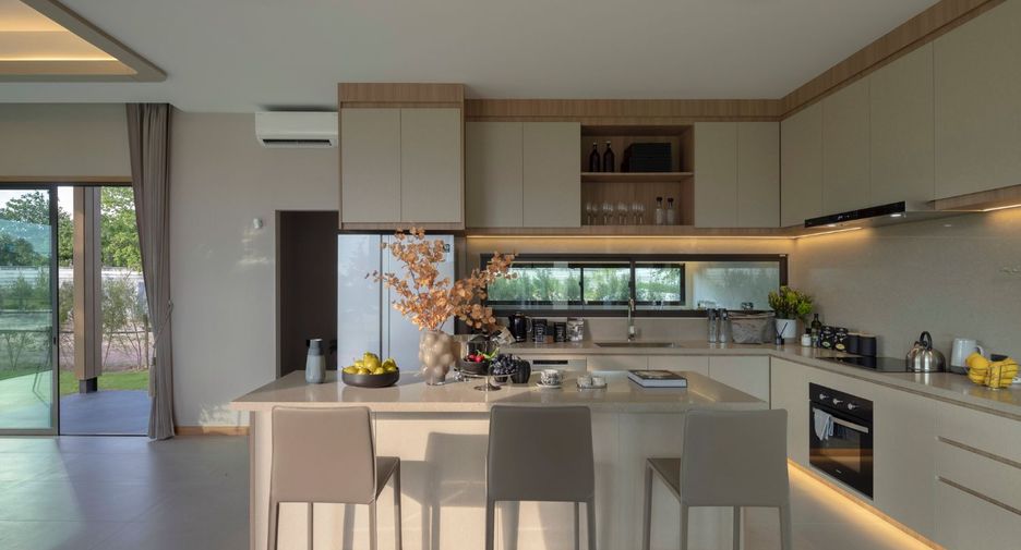 Casa en venta de 3 habitaciones en Bang Lamung, Chonburi