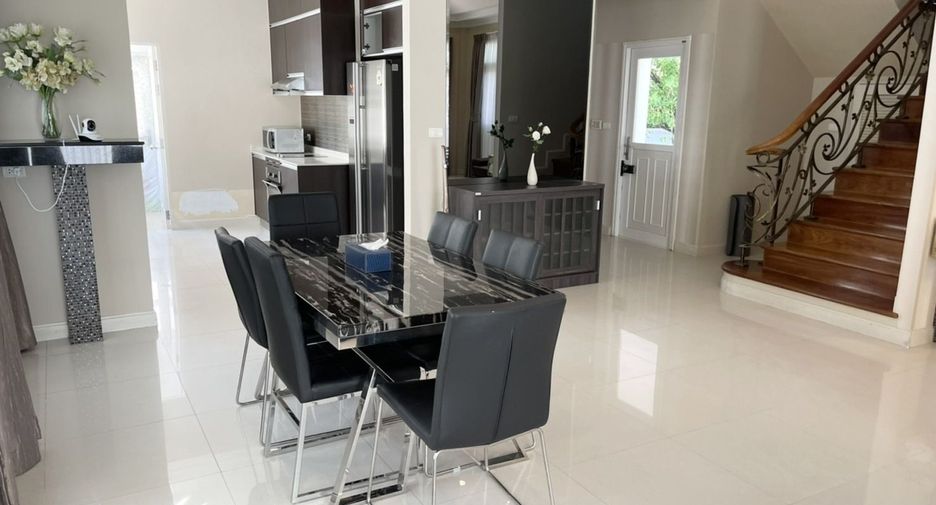 For rent 3 ベッドルーム house in Prawet, Bangkok