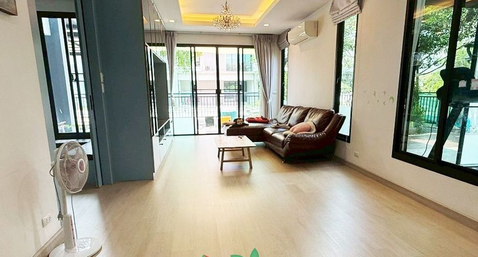 For sale 4 bedrooms house in Thanyaburi, Pathum Thani
