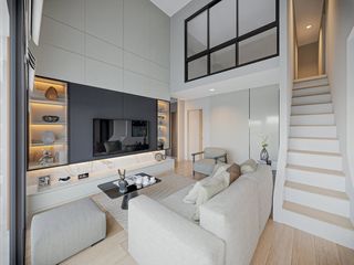 For rent 2 bed condo in Huai Khwang, Bangkok