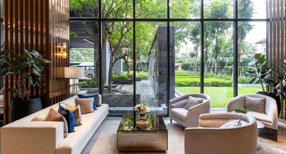 Condo en alquiler de 2 habitaciones en Khlong Toei, Bangkok