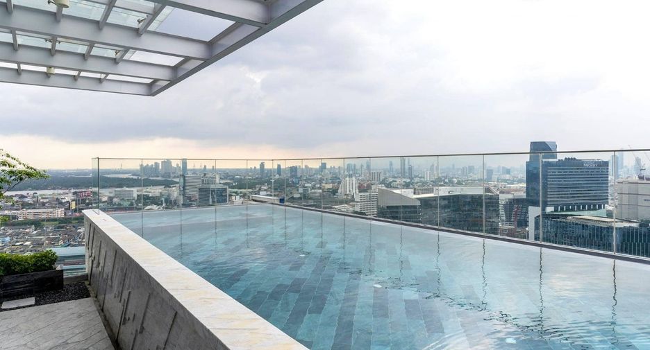 Condo en alquiler de 2 habitaciones en Khlong Toei, Bangkok