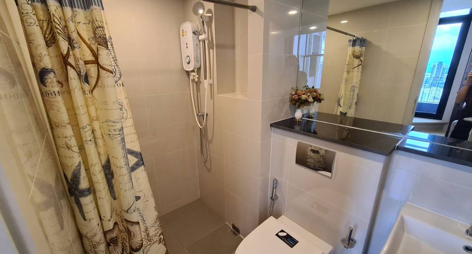 For rent 1 bed condo in Sathon, Bangkok