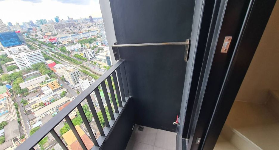 For rent 1 bed condo in Sathon, Bangkok