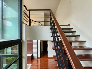 Casa adosada en alquiler de 3 habitaciones en Khlong Toei, Bangkok