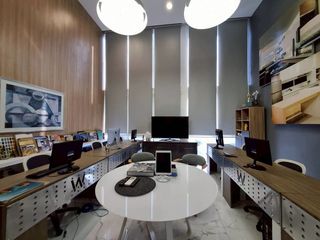 For sale 4 Beds retail Space in Yan Nawa, Bangkok
