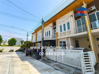 For sale 3 bed townhouse in Sai Noi, Nonthaburi