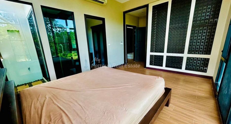 For sale 3 ベッドルーム house in East Pattaya, Pattaya