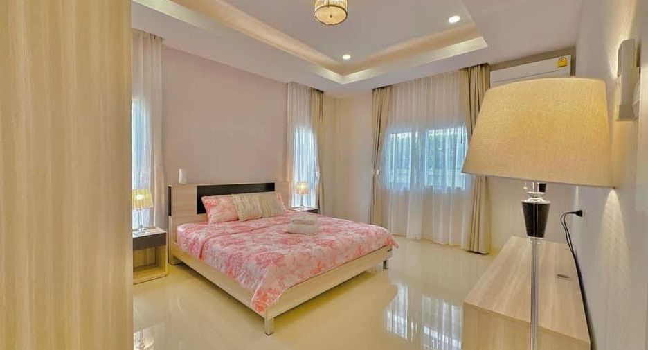 For sale 4 bedrooms house in Bang Lamung, Chonburi