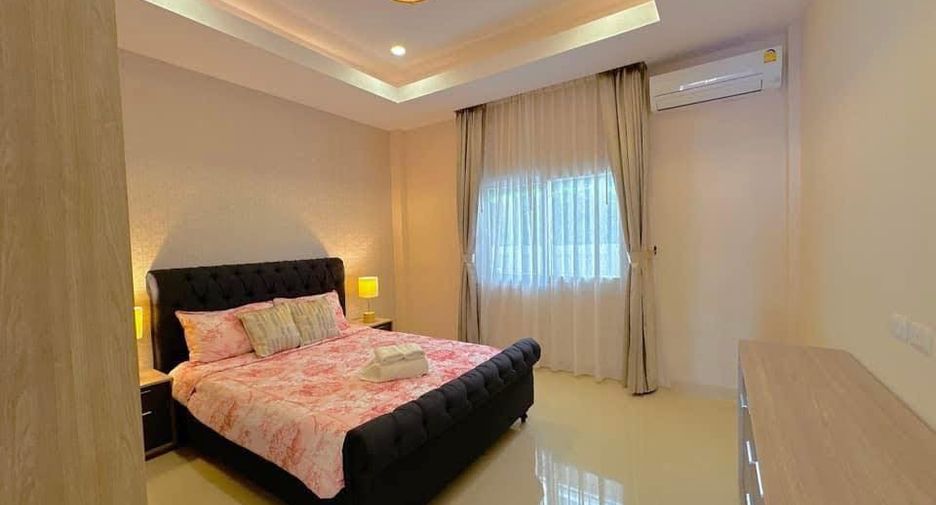 For sale 4 bedrooms house in Bang Lamung, Chonburi