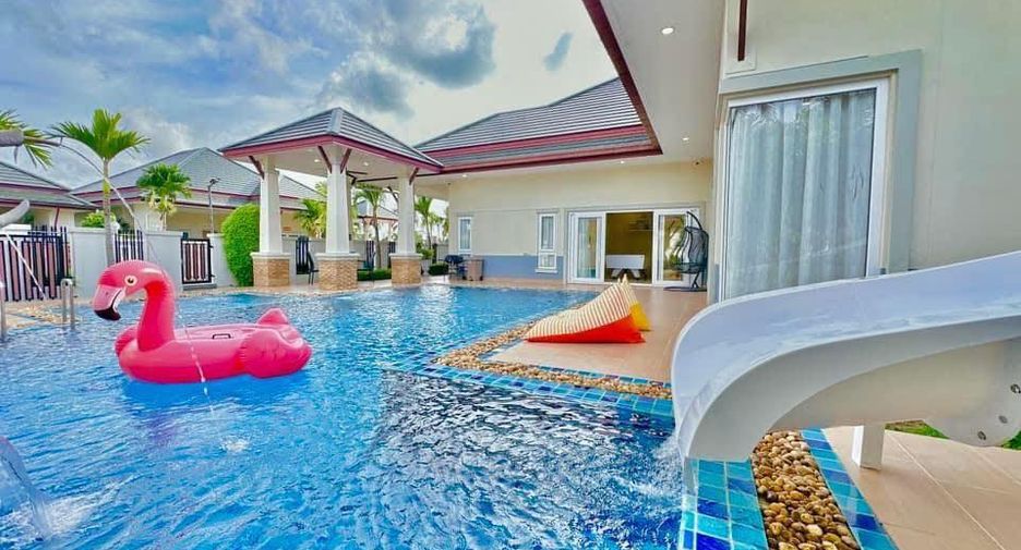 For sale 4 bedrooms house in Bang Lamung, Chonburi