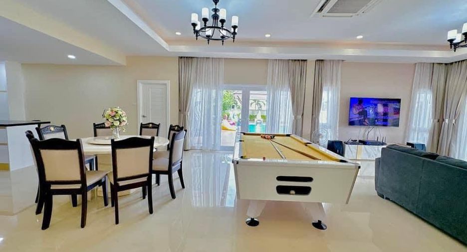 For sale 4 bedrooms house in Bang Lamung, Chonburi