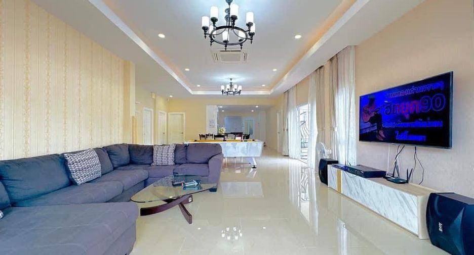 For sale 4 bedrooms house in Bang Lamung, Chonburi