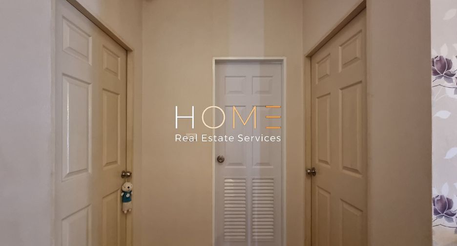 For sale 4 bedrooms house in Khan Na Yao, Bangkok