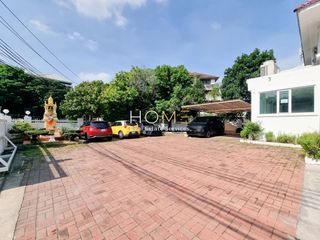 For sale 8 bed office in Wang Thonglang, Bangkok