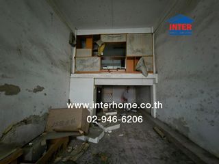 For sale 3 Beds retail Space in Khan Na Yao, Bangkok