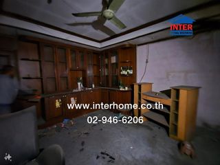 For sale 3 Beds retail Space in Khan Na Yao, Bangkok