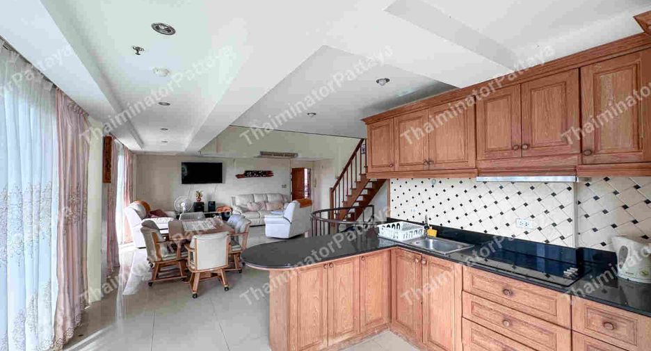 À vendre 3 chambres condo à Jomtien, Pattaya