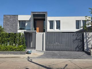 Casa en venta de 6 habitaciones en Suan Luang, Bangkok