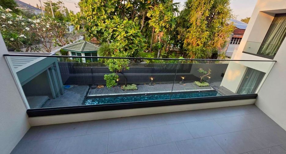 Casa en venta de 6 habitaciones en Suan Luang, Bangkok