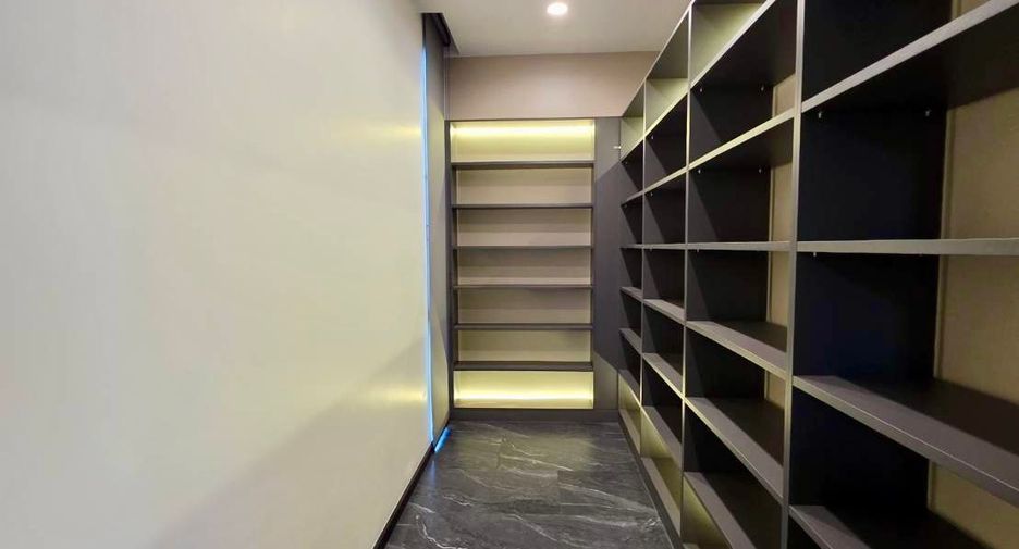 Casa en venta de 6 habitaciones en Suan Luang, Bangkok