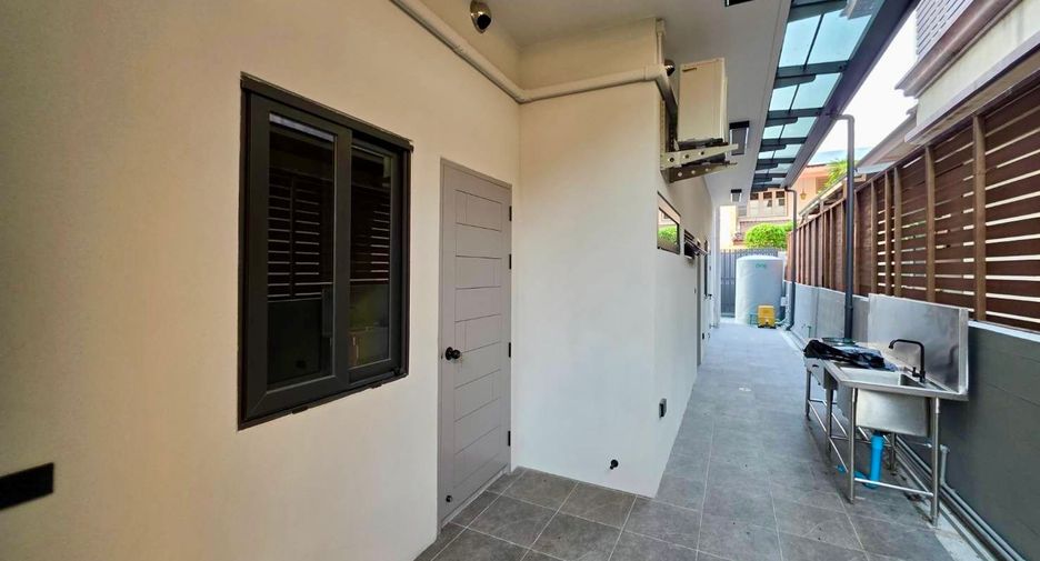 Casa en venta de 6 habitaciones en Suan Luang, Bangkok