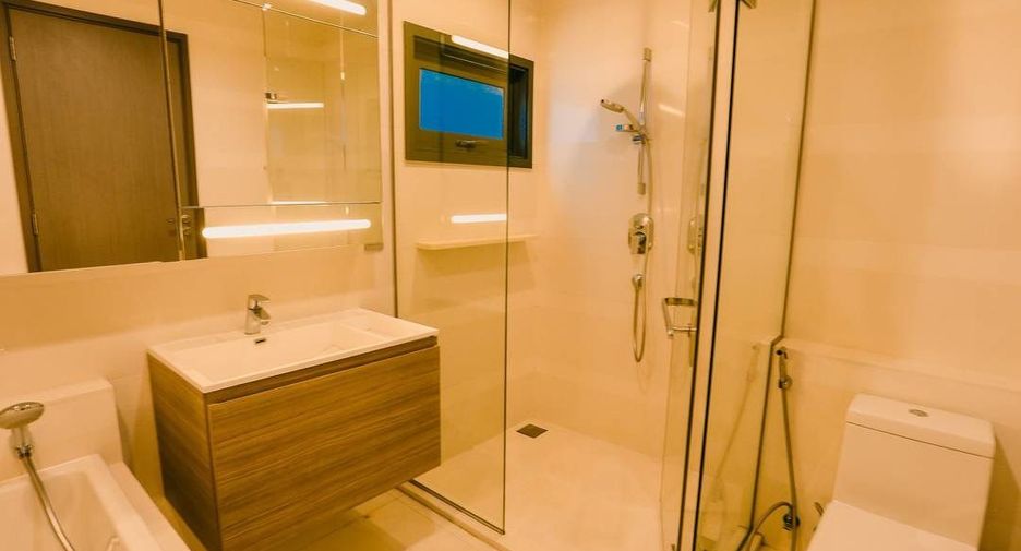 Condo en alquiler de 1 habitaciones en Khlong Toei, Bangkok