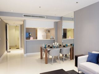 For rent 2 bed condo in Pathum Wan, Bangkok