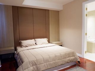 For rent 2 bed condo in Pathum Wan, Bangkok