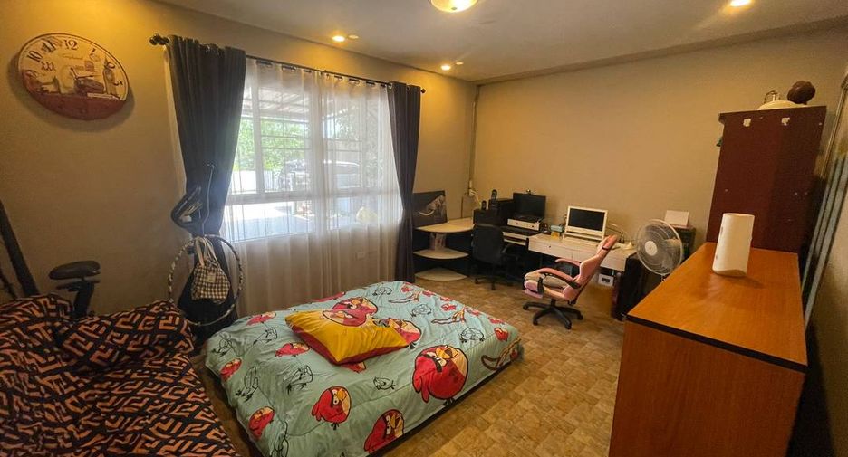 Casa en alquiler de 5 habitaciones en San Kamphaeng, Chiang Mai